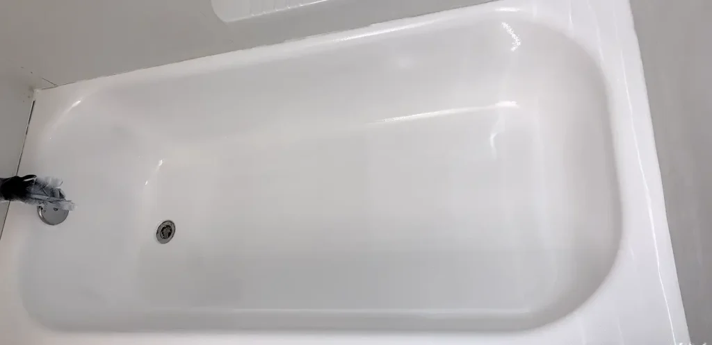 Bathtub Refinishing